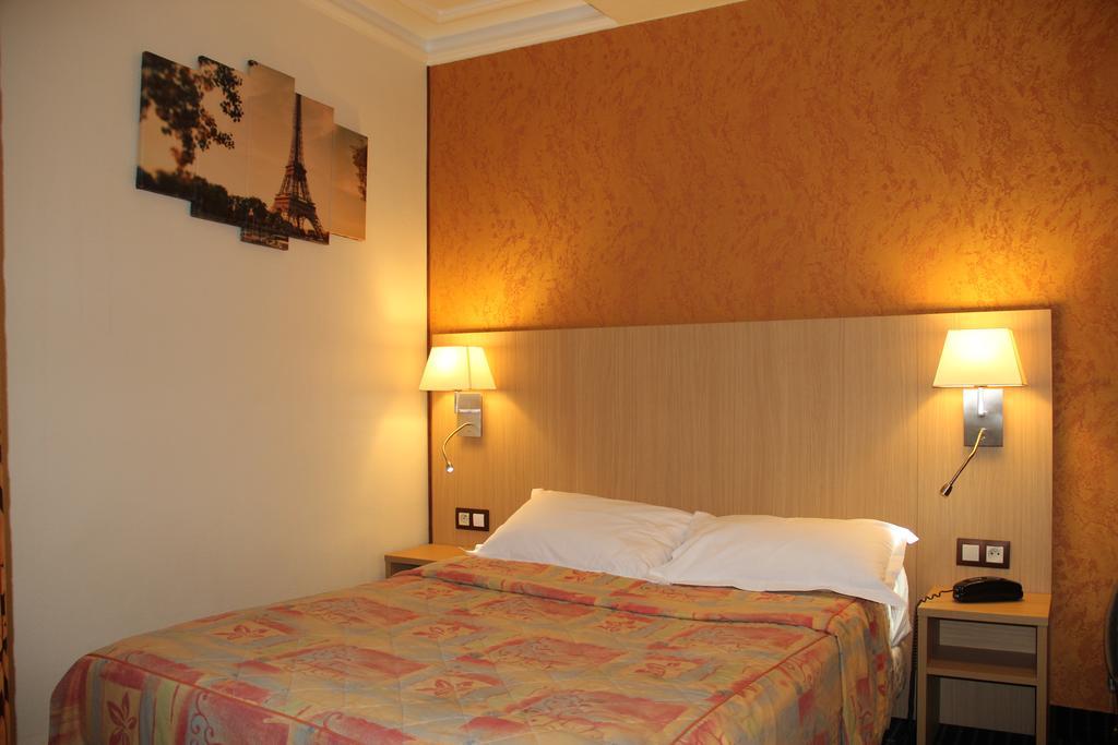 Hôtel Les Deux Gares Paris Exterior foto
